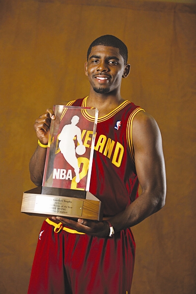 更需要在法 更需要在法