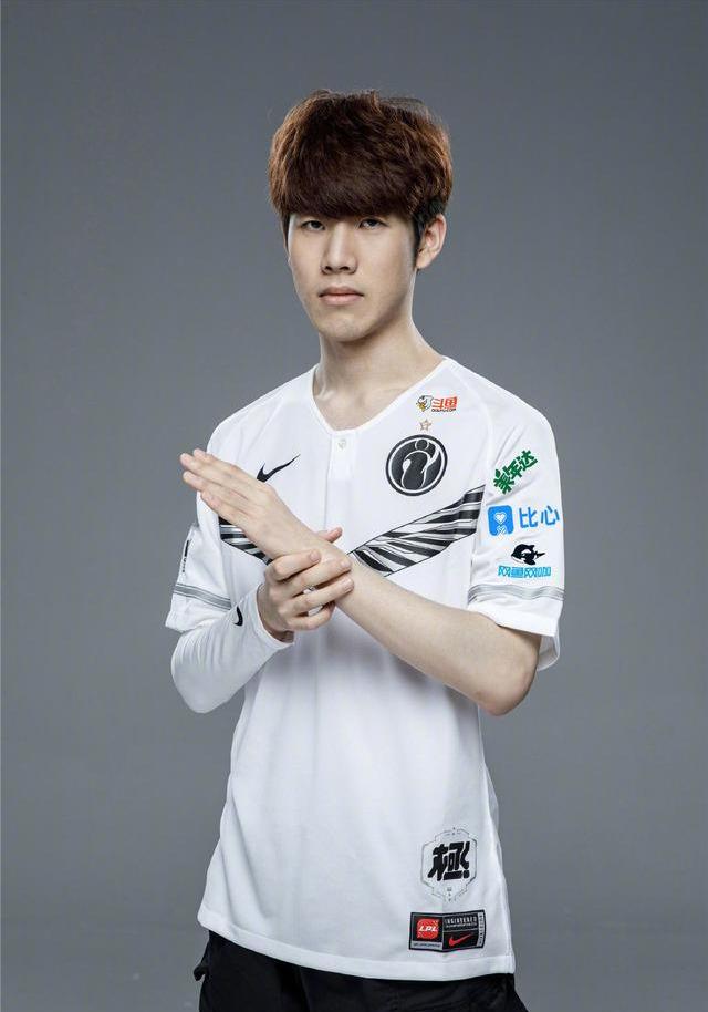 低迷氛围的 低迷氛围的